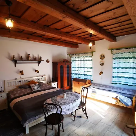 Holiday home Orseg Kincse Kis - 4 Fore *