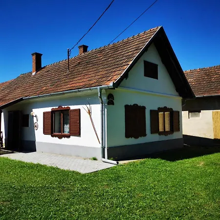 Orseg Kincse Kis - 4 Fore Tatil Evi *