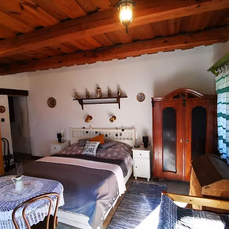Holiday home Orseg Kincse Kis - 4 Fore